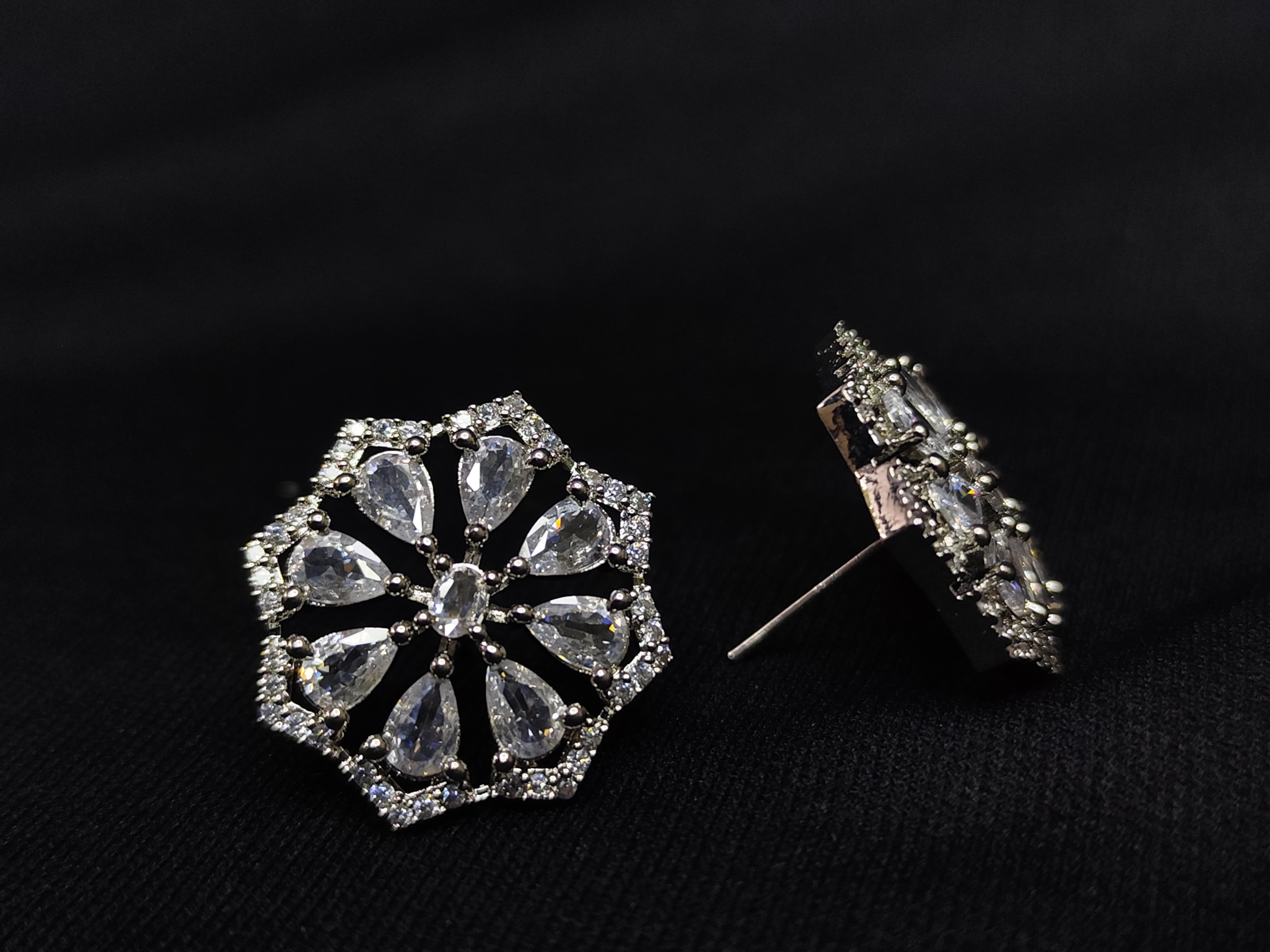 LaaLi NK50 Premium White Flower Choker Necklace Set with Earrings & Maang Tika | Bridal Jewelry for Women | Diamond Look | Party Wear